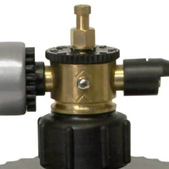 Professional Hose-End Sprayer With Metering Dial -Plant Supply Store chapin 940ml multi ratio hose end sprayer 1 65562.1665543112