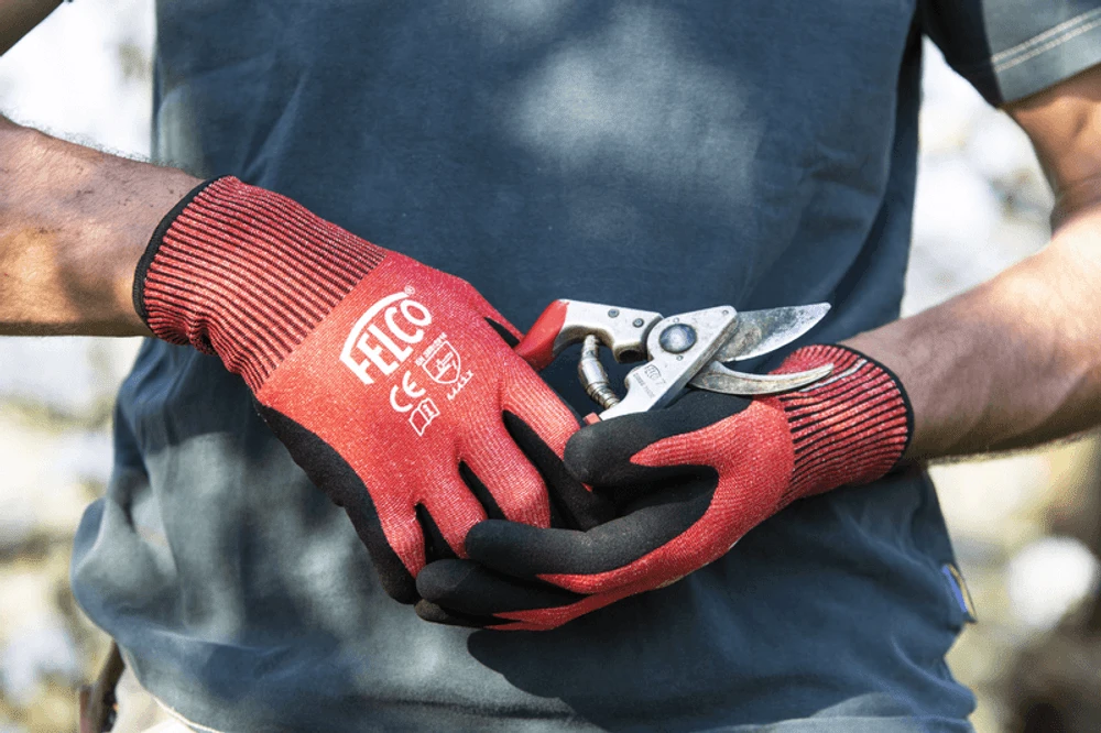 Felco 7 Secateurs 4 Felco 7 Secateurs - Image 2