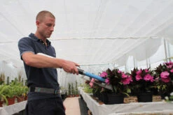 Handheld Topdressing Fertiliser Dispenser (Short) 8 Handheld Topdressing Fertiliser Dispenser (Short) -Plant Supply Store fertilEasy02 72841.1656574251